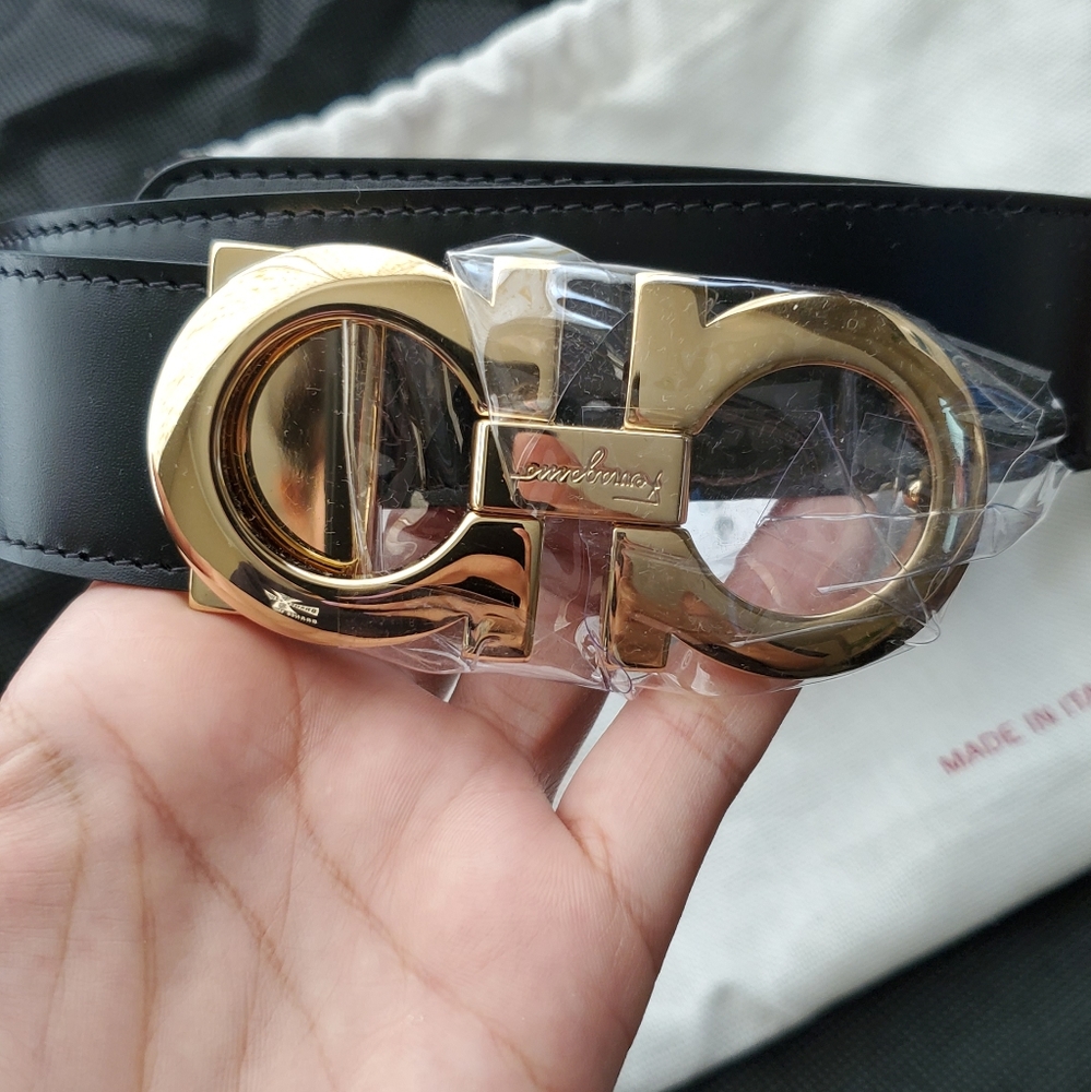 Salvatore Ferragamo Black Leather Belt